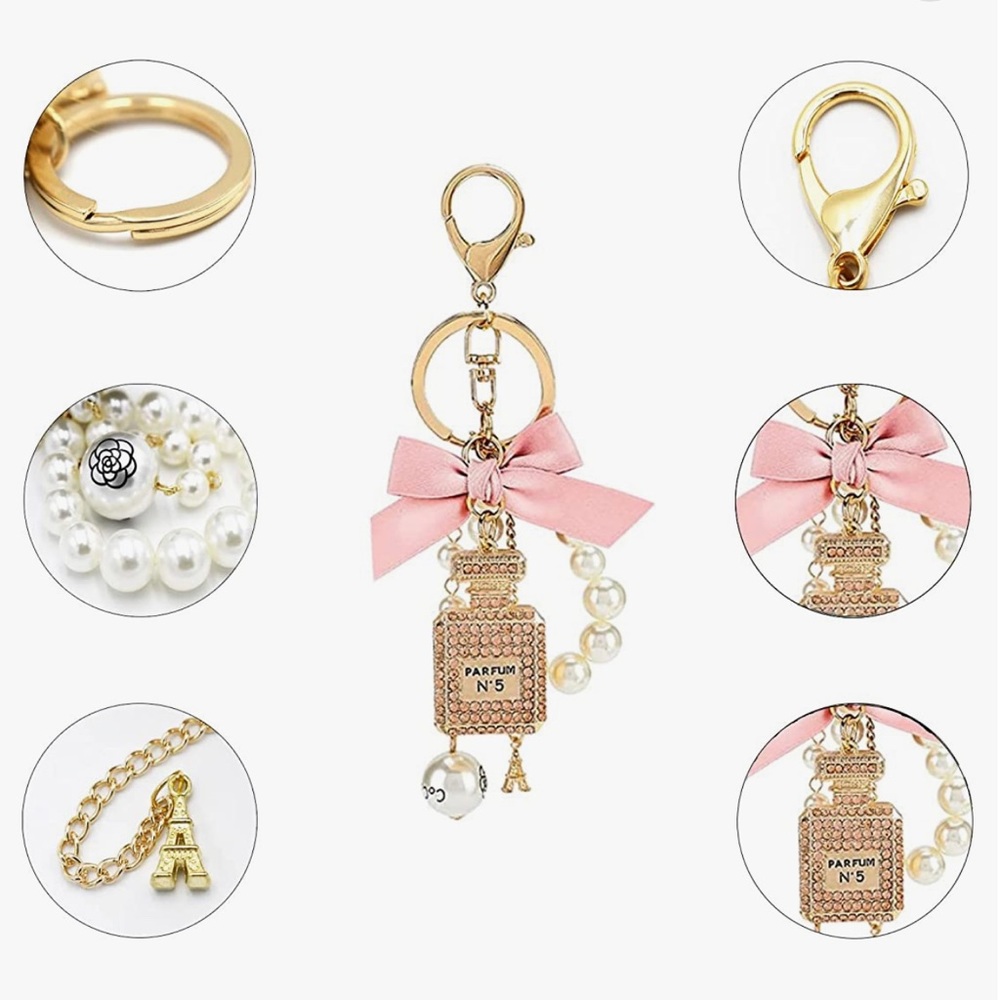 💖NWT Women BARBIECORE Keychain Diamond Keyring Crystal Rhinestone Keychain💖